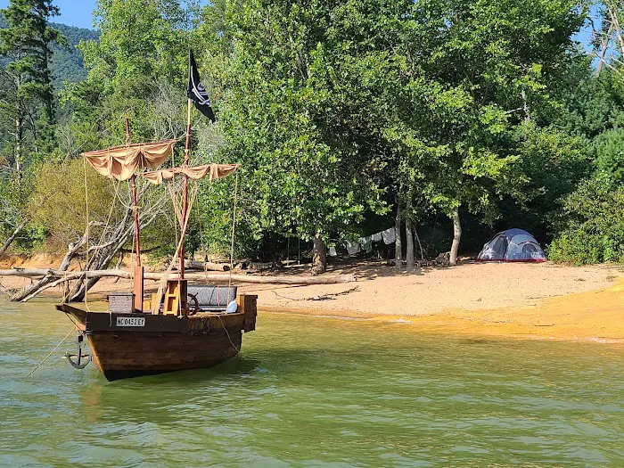 Clifford Island 3