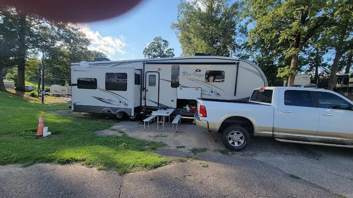 Elvis Presley Boulevard RV Park 6