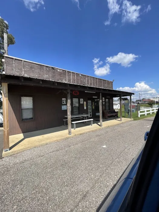 Elvis Presley Boulevard RV Park 9