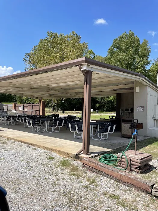 Graceland RV Park & Campground 5
