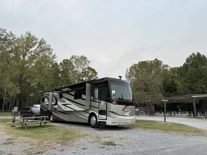 Graceland RV Park & Campground 8