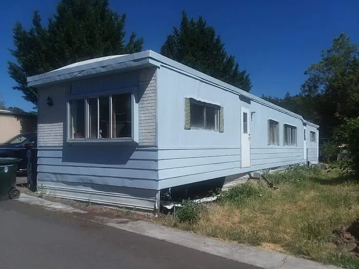 Country Manor Trailer Park 2