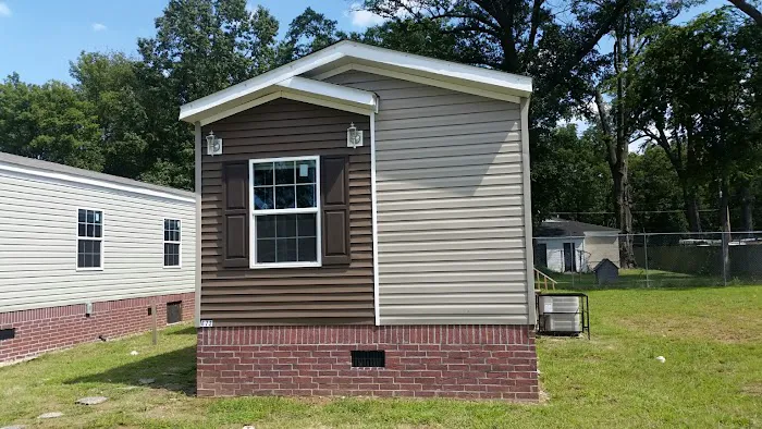 Memphis RV Park Summer Manor 1