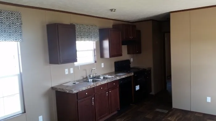 Memphis RV Park Summer Manor 10