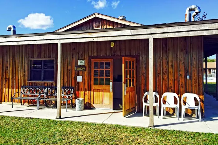 River Palm RV Resort 4
