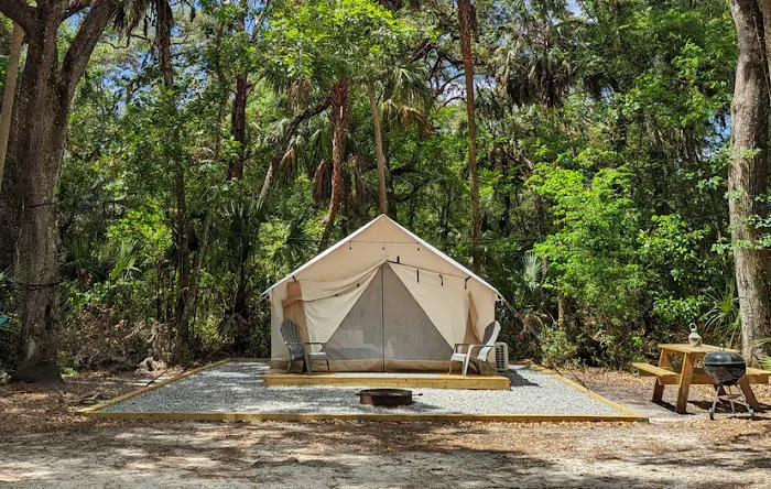 Timberline Glamping at Hillsborough River 2