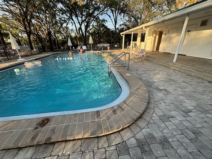 Happy Traveler Cabins and RV Resort 2