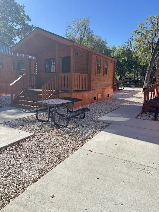 Happy Traveler Cabins and RV Resort 9