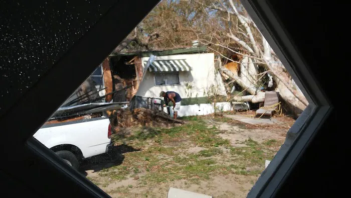 Valencia Family Mobile Home Pk 5