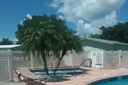Town & Country Mobile Home Pk