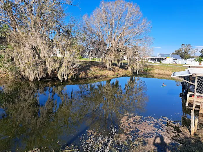 Lake Marian Resort RV & Mobile Home Park 4