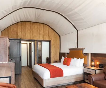 Glamping Florida, by River Ranch