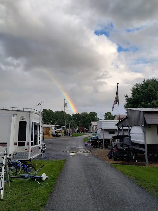 Lake Shore Campgrounds 6
