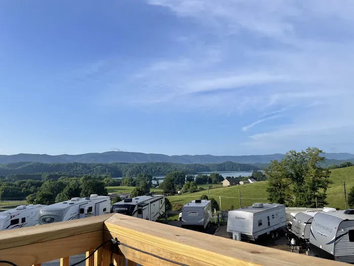 Wolf Lair Campground 8