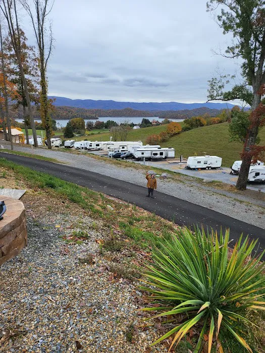 Wolf Lair Campground 7