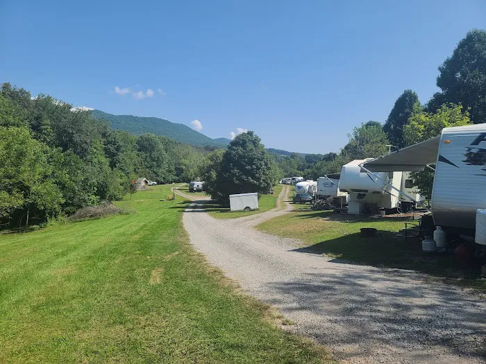 Pioneer Village RV Park 4