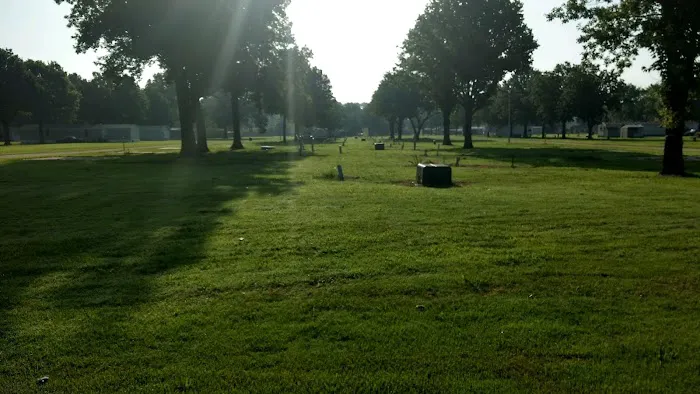 River Oak RV & Mobile Home Park 7
