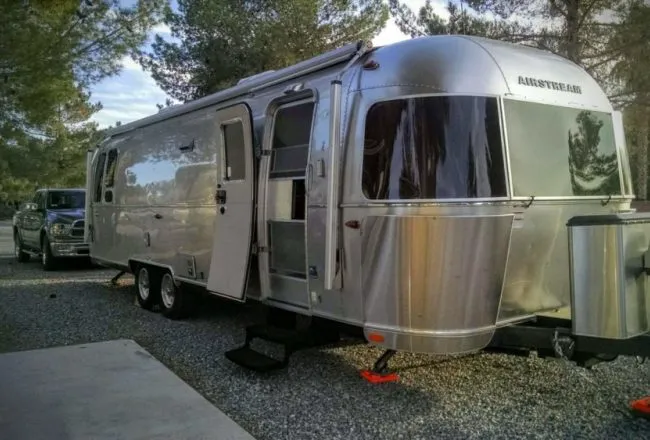 River Oak RV & Mobile Home Park 5
