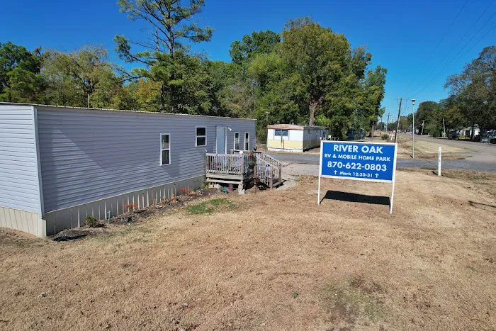 River Oak RV & Mobile Home Park 4