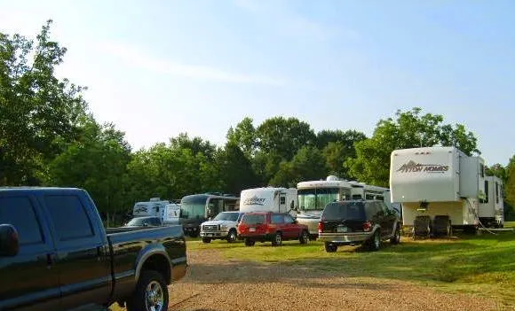 Frog Hollow Camp Ground and Rv Park 7