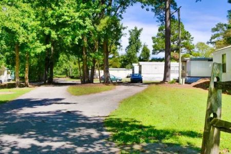Jay’s Mobile Home Park