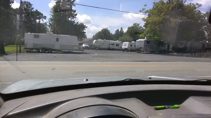 Dobbins' RV Park 3