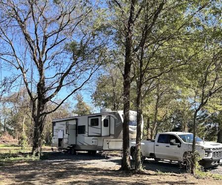 Whispering Oaks Rv Park