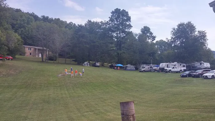 Hilltop Camping 5