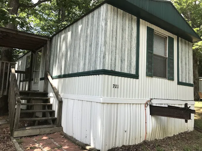 Oak Forest Mobile Home Community 3