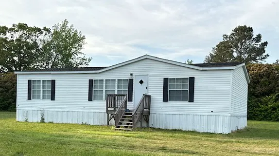 Bailey Meadows Mobile Home Community 9