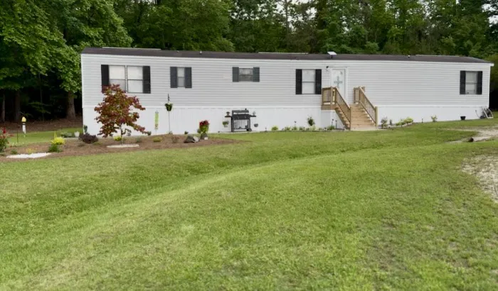 Bailey Meadows Mobile Home Community 7
