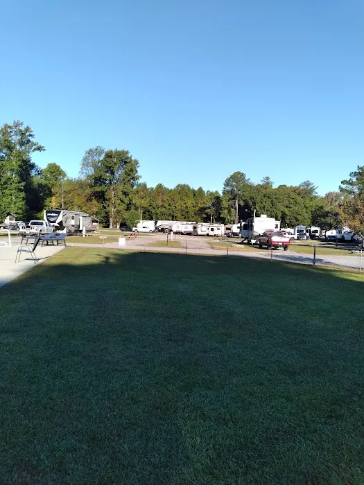Kamper's Lodge Campground 7