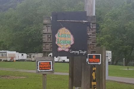 Larry's Landing Campground