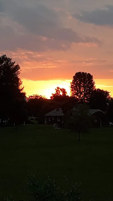 Carolina Village 10