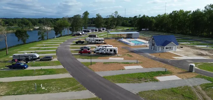 The Lakes RV & Cabin Resort 3