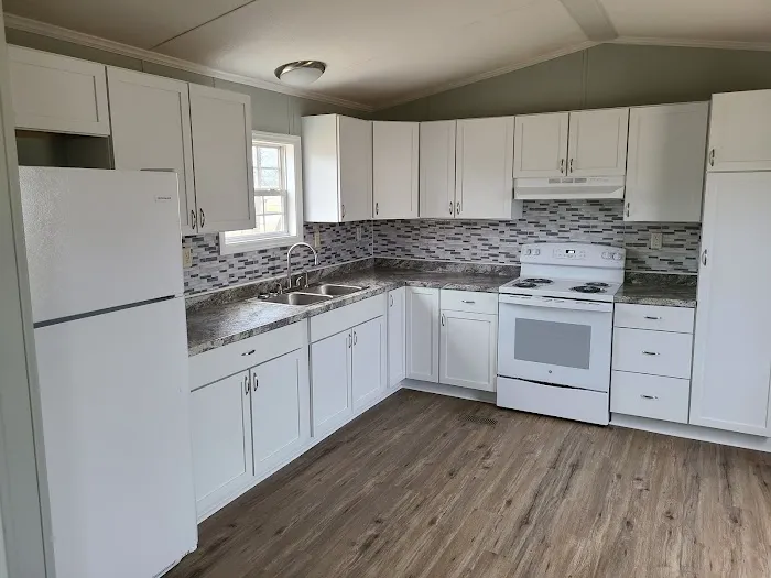 Royal Valley Mobile Home Community 4