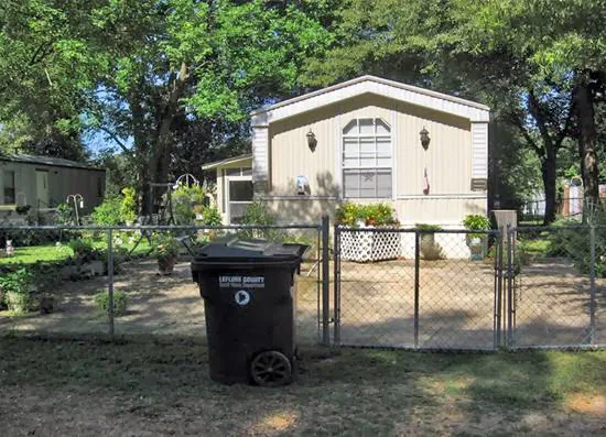 Delta Mobile Home & RV Park 3