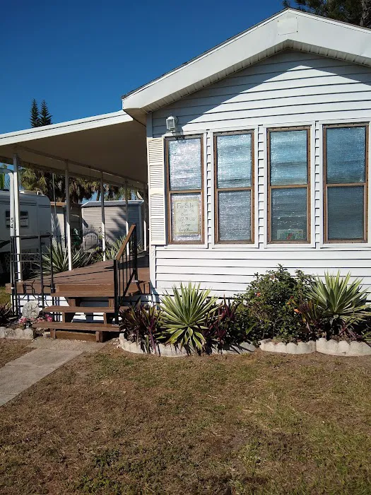 Holiday Palms RV Park 1