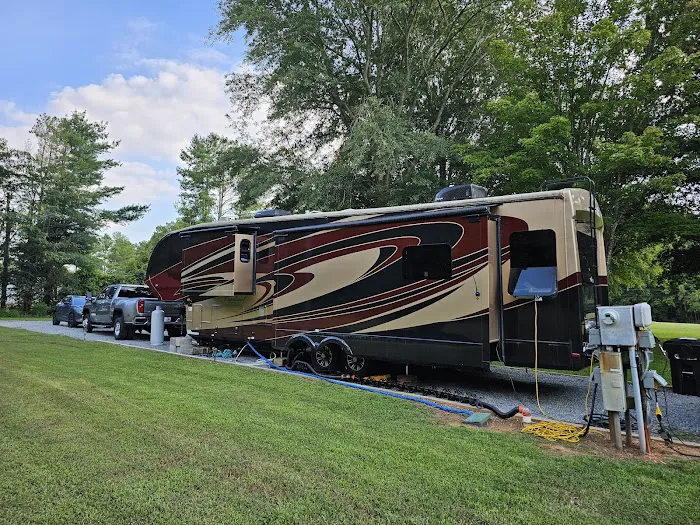 Red's RV Park 1