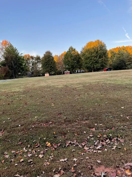 Red's RV Park 9