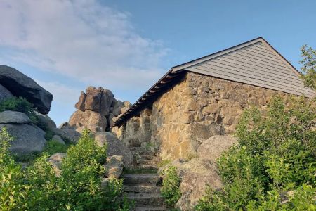Peaks Of Otter Campground