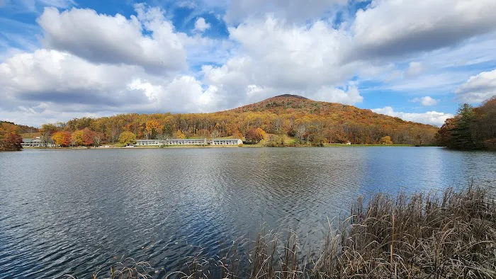 Peaks Of Otter Campground 5