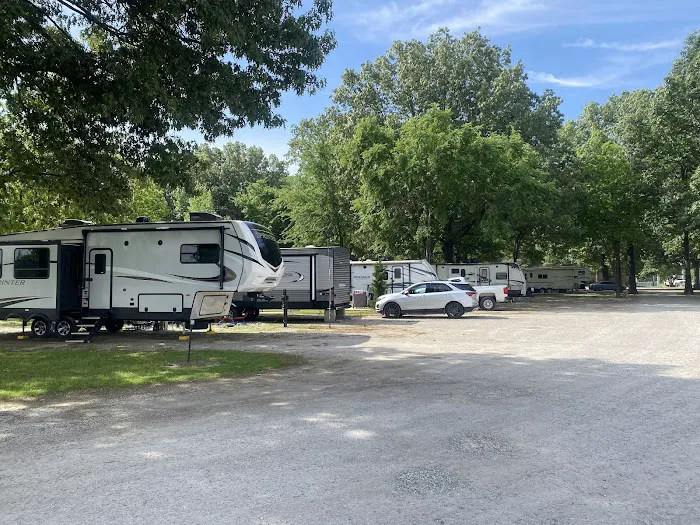 Lucky Camper & RV (Formerly Perkins RV Park) 3