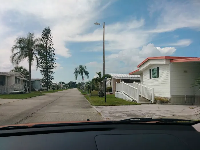 Riverbreeze Estate Park 3