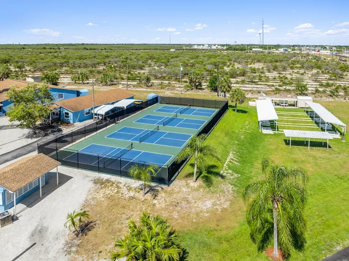 Sunshine MH & RV Resort 2