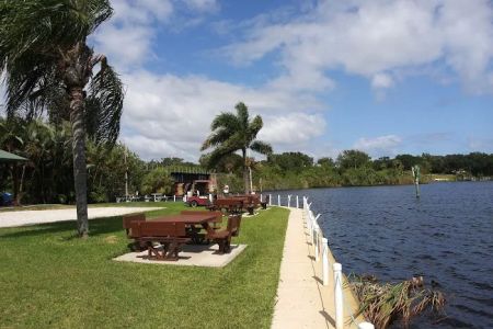 Palm Bay Estates