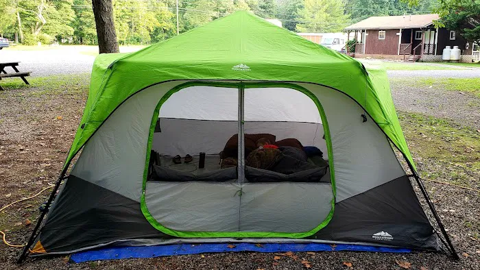 Buckhorne Country Store and Campground 4