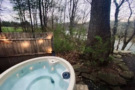 Greenbrier River Campground, Cabins and River Trips