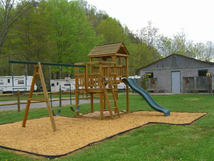 Greenbrier River Campground, Cabins and River Trips 9