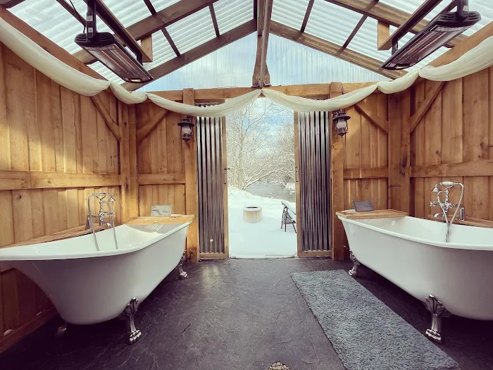 WV Glamping Domes 4